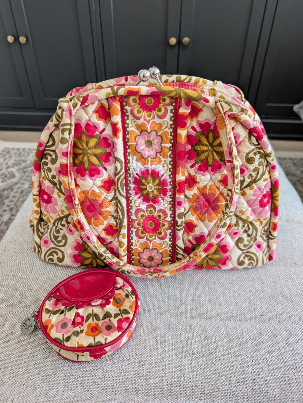 Vera Bradley Eloise Kiss-Lock Shoulder Bag in the Folkloric floral pattern